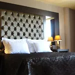 Отель Doro 4*