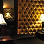 Отель Doro 4*