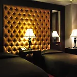 Отель Doro 4*