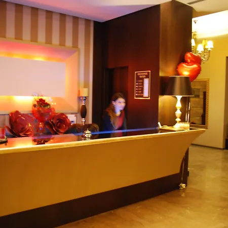 Отель Doro 4*