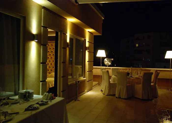 多罗城市酒店 4*